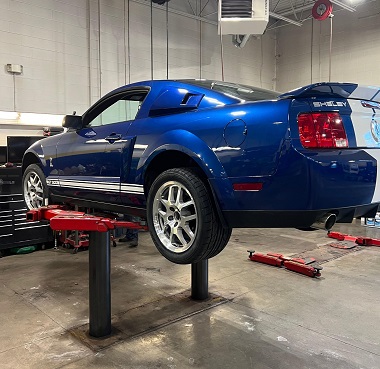 New wheels installed on a Ford Shelby GT500